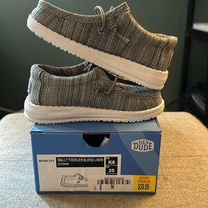 Never Worn Toddler size 8 Hey Dude shoes
